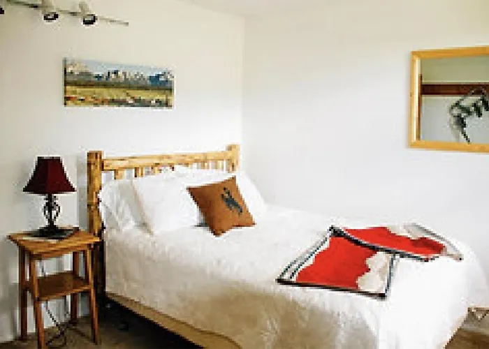 Boulder Hotel *